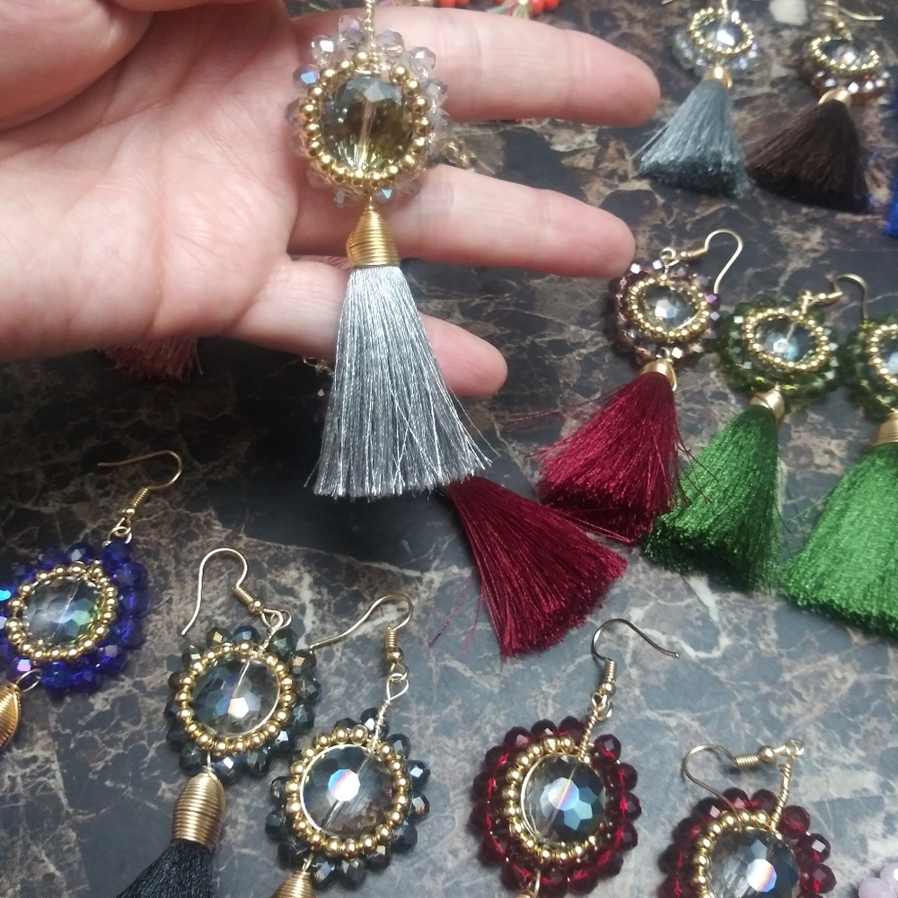 Aretes Artesanales tassel lote 12